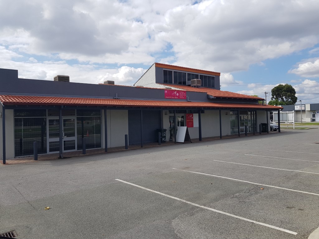 Parking on Moonie Street